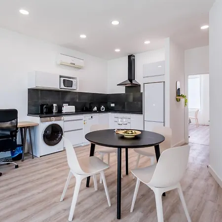 Modern Retreat 2 In By Lovelystay Faro