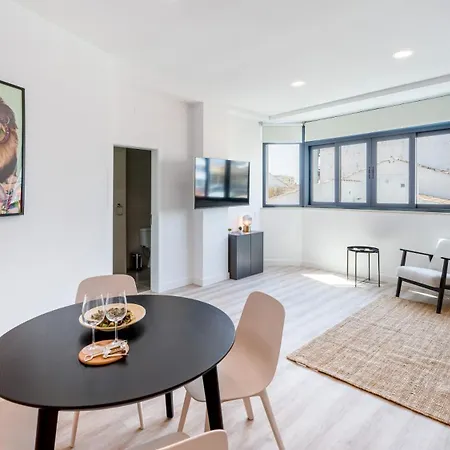 Modern Retreat 2 In By Lovelystay