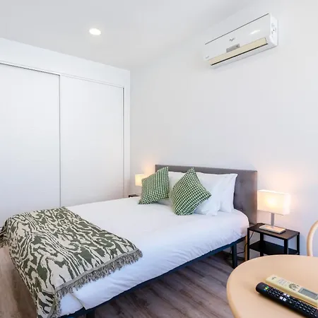 Modern Retreat 2 In By Lovelystay Apartment *