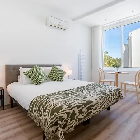Modern Retreat 2 In By Lovelystay Distrikt Faro