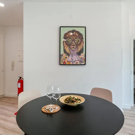 Modern Retreat 2 In By Lovelystay Distretto di Faro