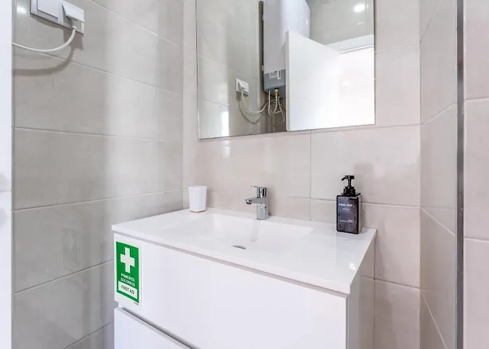 Appartement Modern Retreat 2 In By Lovelystay *