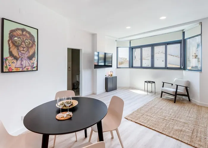 Modern Retreat 2 In By Lovelystay