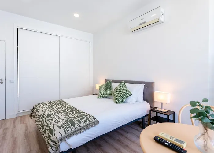 Modern Retreat 2 In By Lovelystay Appartement *